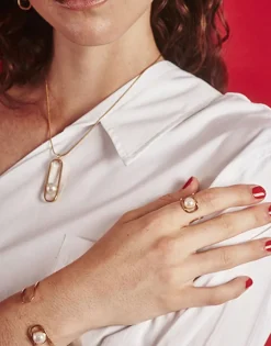 Majorica Anillo Atenea Dorado Con Perla De Media Bola| Anillos Medianos