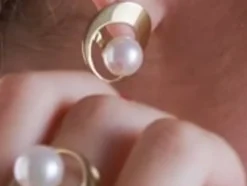 Majorica Anillo Con Perla Petra En Acero Dorado| Anillos Grandes