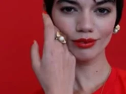 Majorica Anillo Le Palm Grande En Acero Dorado Con Perla Blanca| Anillos Grandes