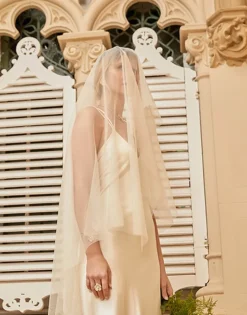 Majorica Anillo Novia Santorini Bianco Con Flor Grande Nacarada Y Perla Redonda| Anillos Grandes