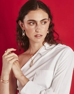 Majorica Brazalete Rigido Atenea En Plata Dorada Con Perla Blanca| Brazaletes Rígidos