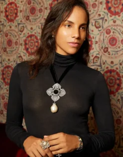 Majorica Colgante Peregrina Con Perla Barroca Y Onix| Colgante Cadena