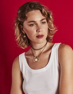 Majorica Collar Petra En Acero Dorado Y Cordon De Seda Cafe| Colgantes Con Cadena