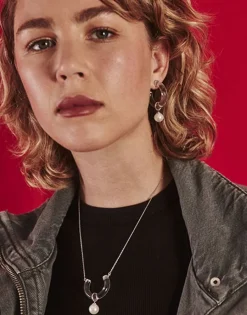 Majorica Pendientes Ayla De Cristal En Alta Resistencia En Plata| Pendientes De Aro Con Perlas