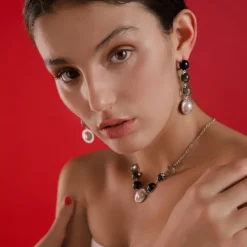 Majorica Pendientes Botón En Plata Algaida Con Cristales De Murano Negros| Pendientes De Perlas Largos