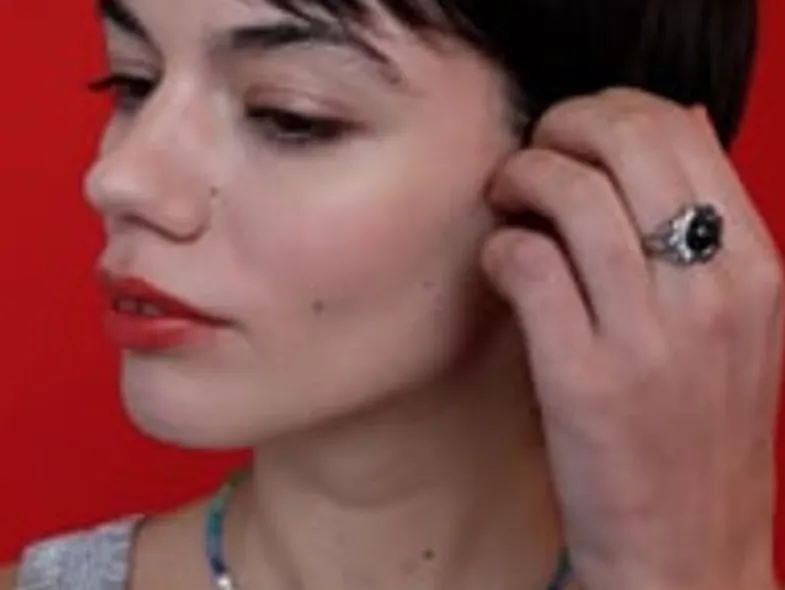 Majorica Pendientes De Aro Mini Turquesa Color Pop Con Perla 4 Mm| Pendientes De Aro Con Perlas