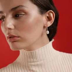 Majorica Pendientes Tender Plata Perla Barroca Blanca 8Mm| Pendientes De Perlas Largos