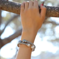 Majorica Pulsera Tender Perla Blanca| Brazaletes Rígidos